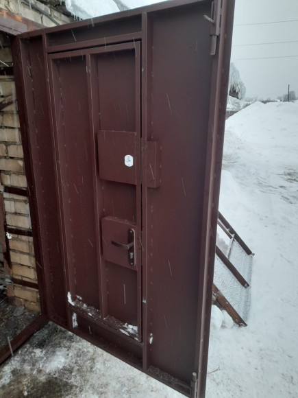 Гаражные ворота ВГ - 4 цена за 1 кв.м. Гаражные ворота ВГ - 4 цена за 1 кв.м.